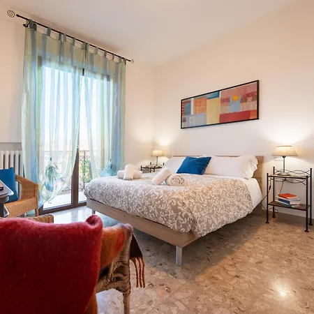 Keys Of Italy - Orsini 70 - 1 Bedroom With River View Διαμέρισμα *