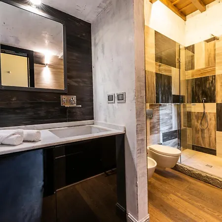 Cosy In Glamorous Santo Spirito * Florence