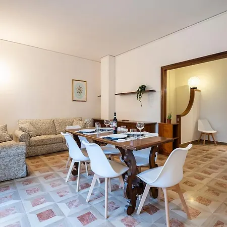 Διαμέρισμα Near Airport 8 Guests - Big Elegant
