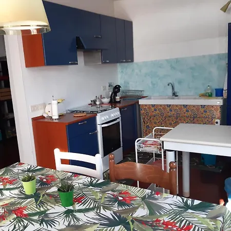 Trilly's House Is Waiting For You! Panoramic Penthouse Floransa