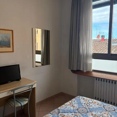 Girasole House Pensionat Florens