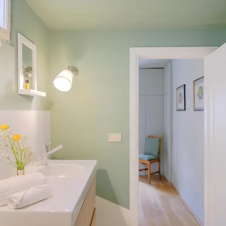 Daire Nugolo Atelier - Light & Charm In Oltrarno *