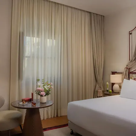 Nh Collection Porta Rossa 5*