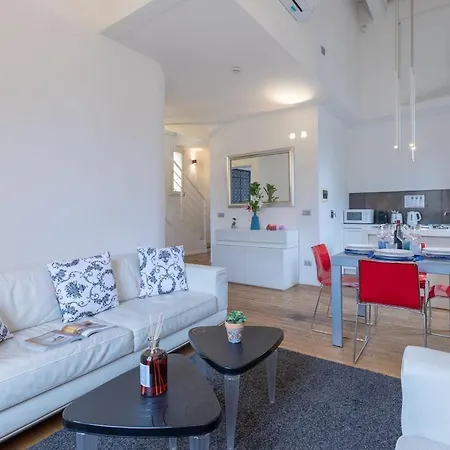 Loft 2 Steps By Duomo Cathedral * Florencia