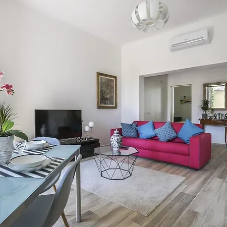 Daire Modern Comfort In Floransa