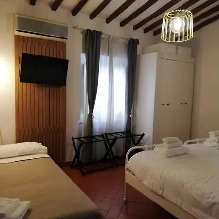 Apartament La Casa Di Emilia *