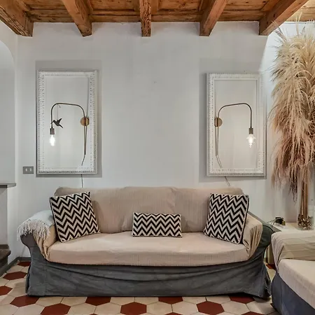 Bloomhouse Di Charme Centro Storico Apartamento