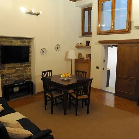 Aria Di Casa