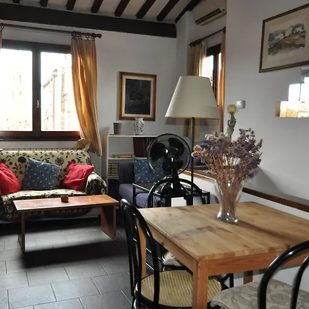 Apartment Pitti 12