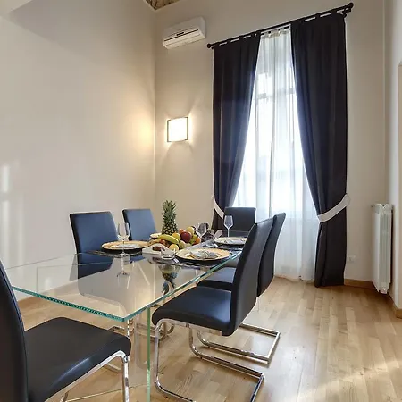 Apartment 2016 Florence