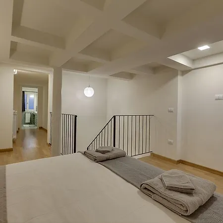 2016 Apartment Florence