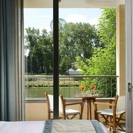 Sull'arno Hotel