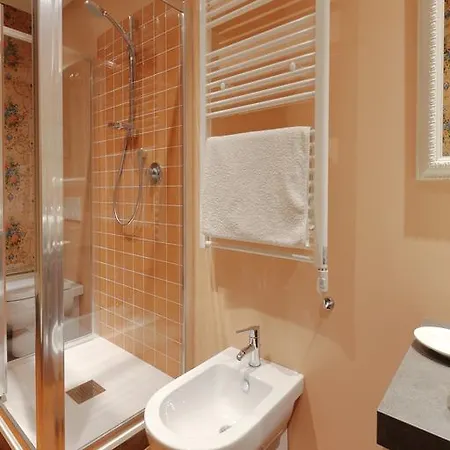 Bed & Breakfast Dimora Bandinelli 2*