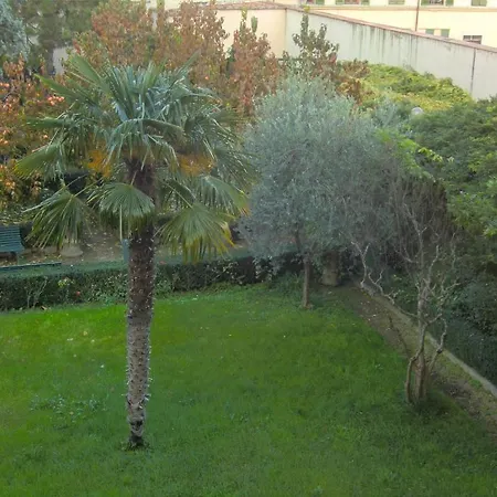 Casa Santo Nome Di Gesu