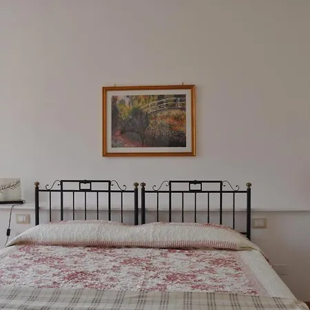 Bed & Breakfast Il Mandorlo Florence