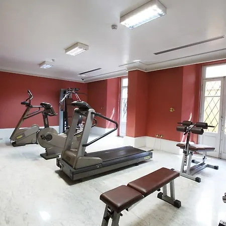 Hotell Albani 4*