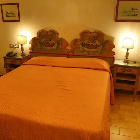 Hotel Le Rondini 4*