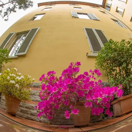 Hotel Aurora