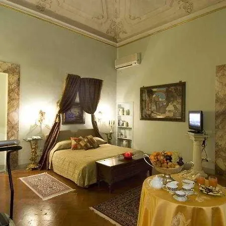 Palazzo Magnani Feroni, - Residenza D'epoca 3*
