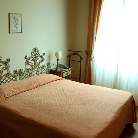 Le Rondini 4* Firenze