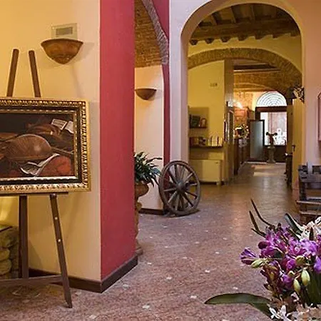 Hotell Porta Faenza 3*