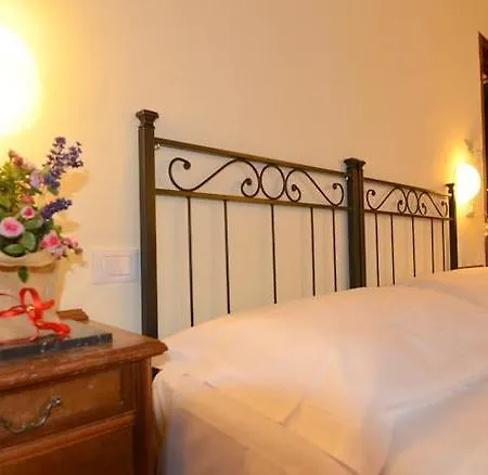 Residenza Cimabue Hotel 3*