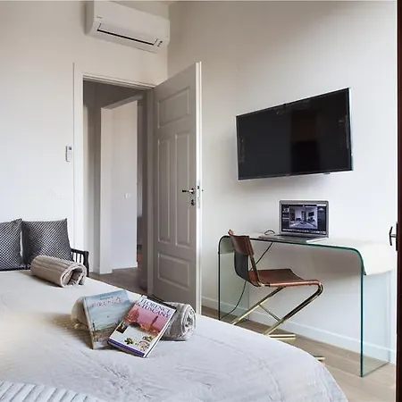 Apartment Opera