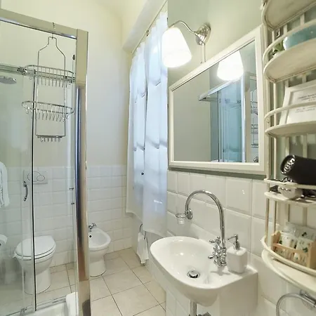Bed & Breakfast Di Piazza Del Duomo 2*