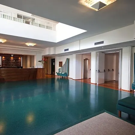 Demidoff Country Hotel 4*