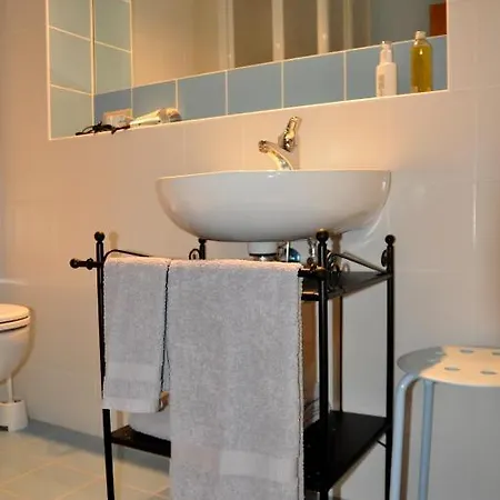Il Mandorlo Bed & Breakfast *