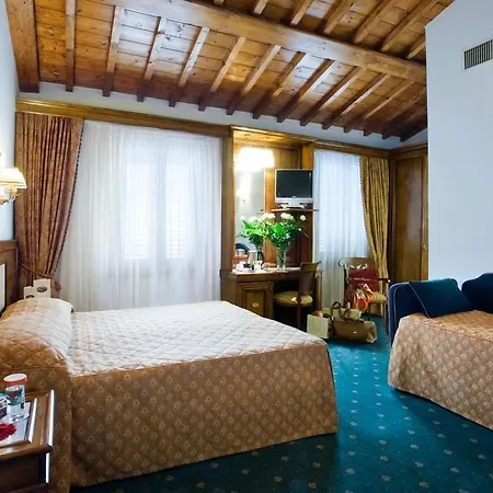 Adler Cavalieri Hotel-private & Gym Otel Floransa