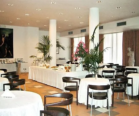 Palazzo Ricasoli Hotel 4*