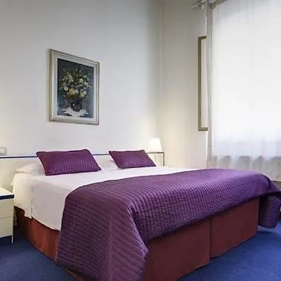 Il Poeta Dante Hotel 3*