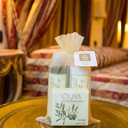 Paris Hotel