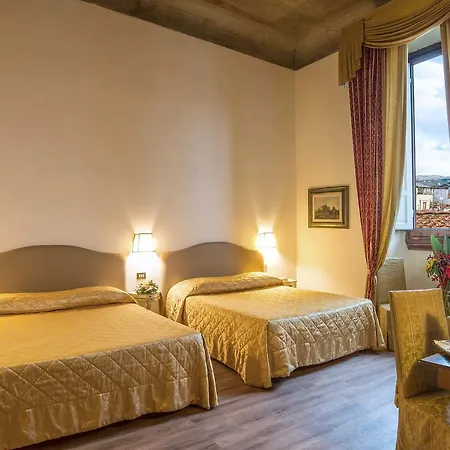 Hotel Paris 3*