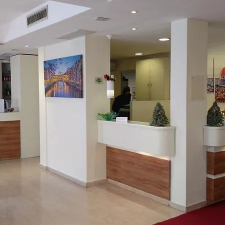 梅里蒂安娜酒店 酒店 3*