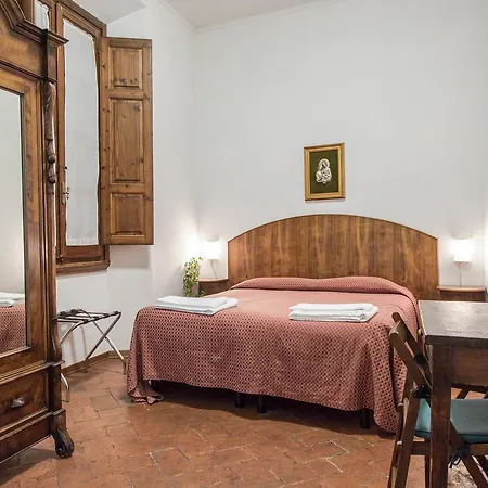 Otel Casa Santo Nome Di Gesu 3*
