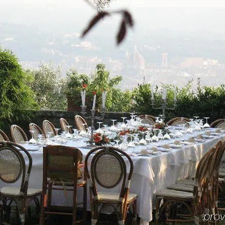 Le Rondini Hotel 4*