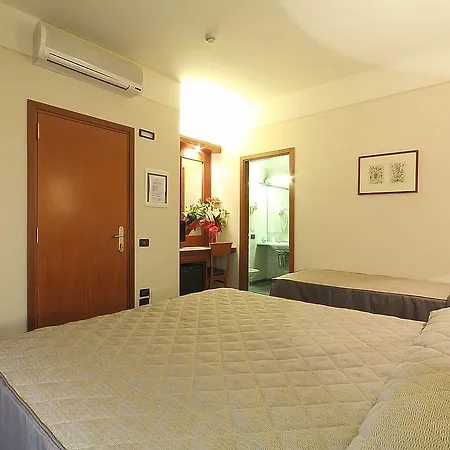 Arcadia Otel 3*