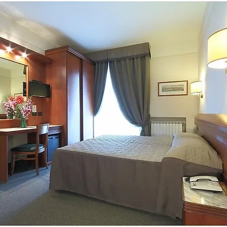 Otel Arcadia 3*