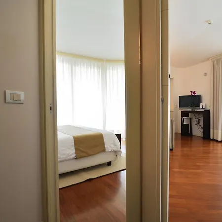 Appart hôtel Eden Rock 4*