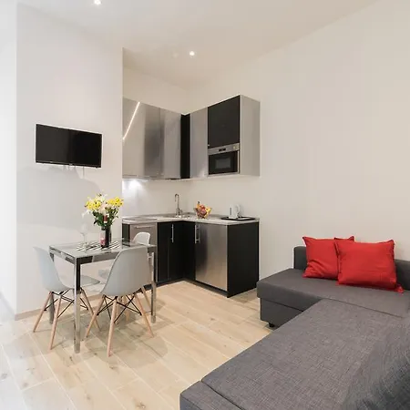 Mudiva -train Station Modern 1 Bdr Flat 1st Floor Apartament *