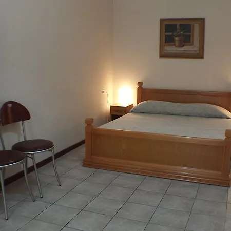 Hotel 2000 2*