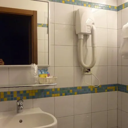 Hotel Nuova Italia 2*