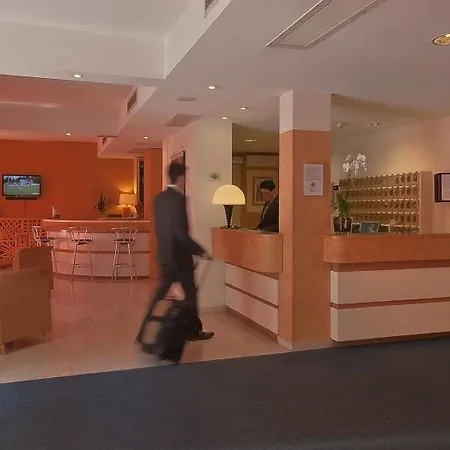 酒店 梅里蒂安娜酒店