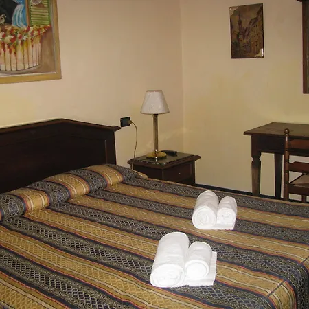 Enza Hotel