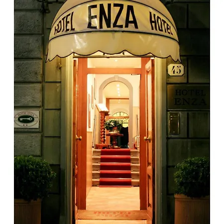 Hotel Enza 2*