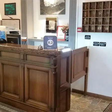 Hotel Enza