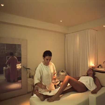 كونتيننتاله 4*
