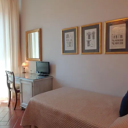 Relais Cavalcanti Affittacamere Firenze